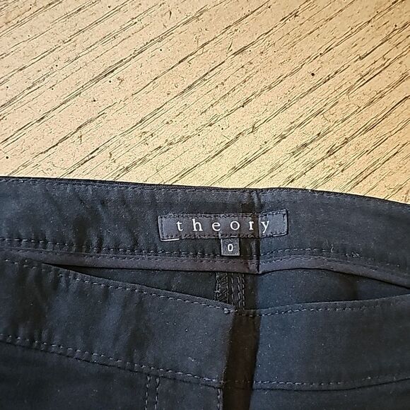 Theory stretchy black pants size 0 - Picture 2 of 9
